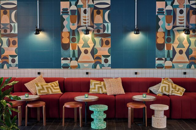 ジェネレーター ベルリン アレクサンダープラザ