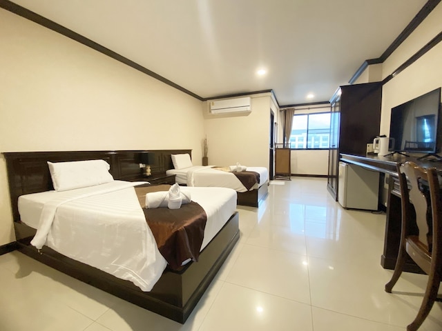 ロメーナ グランド ホテル