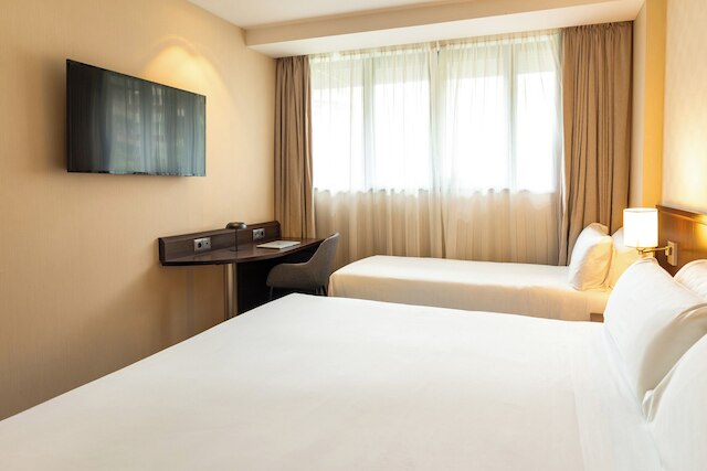 ホテル ルガーノ