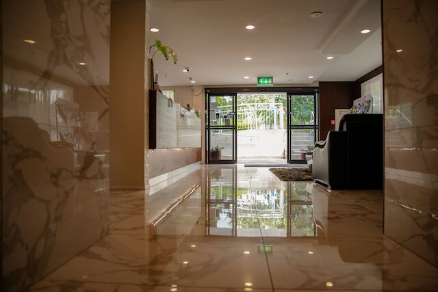 アレクサンダーイン