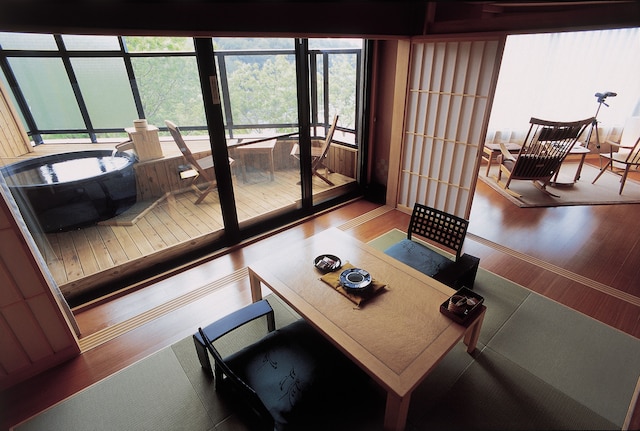 あかん遊久の里 鶴雅