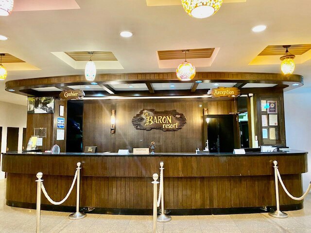 ドゥ バロン リゾート