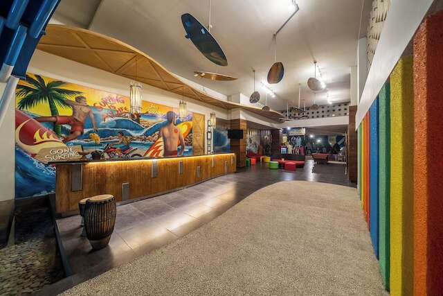 ブリス サーファー ホテル レギャン