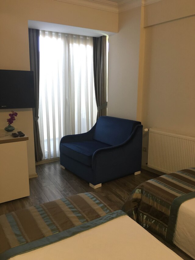 エラナズ ホテル