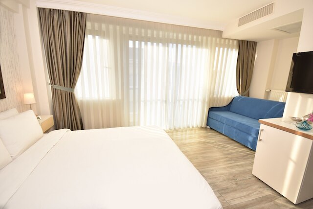 エラナズ ホテル