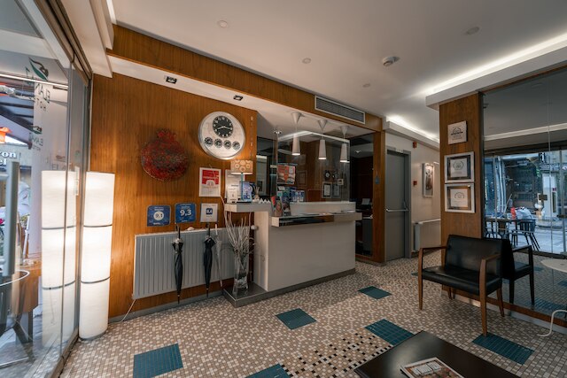 エラナズ ホテル