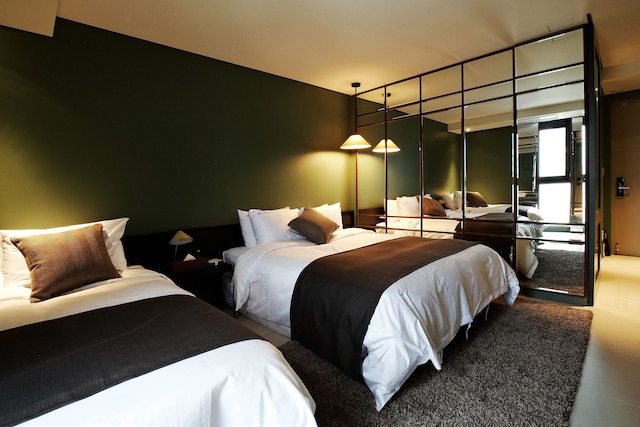 アーバン ブティック ホテル