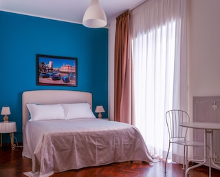 メロ アコモデーションズ