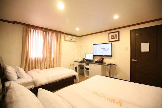 ホテル ニュー ワールド