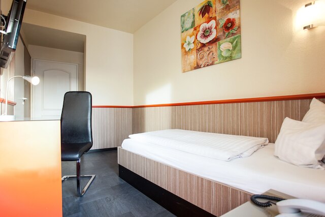 トリップ イン ホテル アリアン