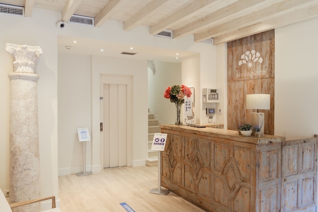 ホテル ブティック エルビラ プラザ