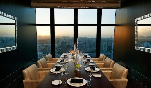 フェアモント バクー - フレーム タワーズ