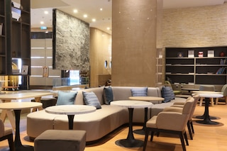 シティ スイーツ 台北南東 (城市商旅台北南東舘)