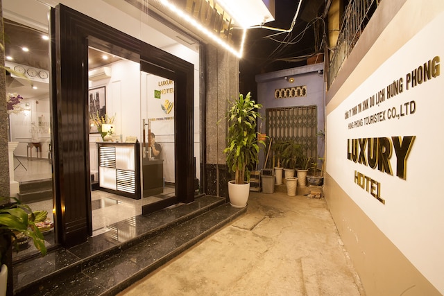 ラグジュアリー ホテル