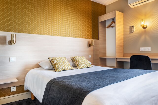 コンタクト オテル アストレア ヌヴェー ノール エ ソン レストラン ラ ヌーヴェル ターブル