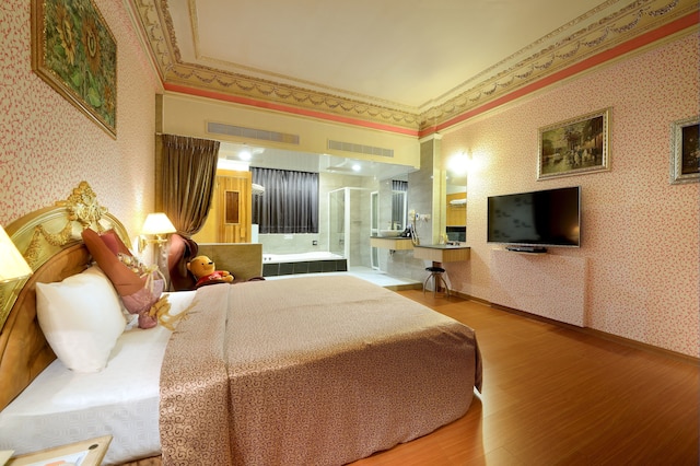 オランダ ヴィレッジ モーテル フアピン (荷蘭村汽車旅館華平館)