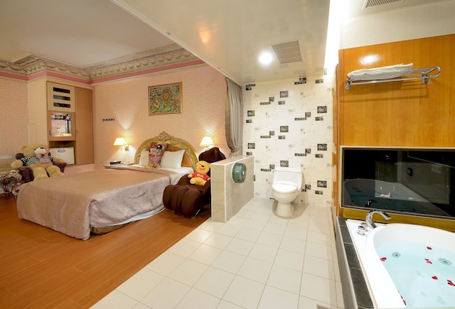 オランダ ヴィレッジ モーテル フアピン (荷蘭村汽車旅館華平館)