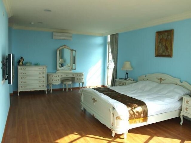 ルーカン B&B (二鹿行館)