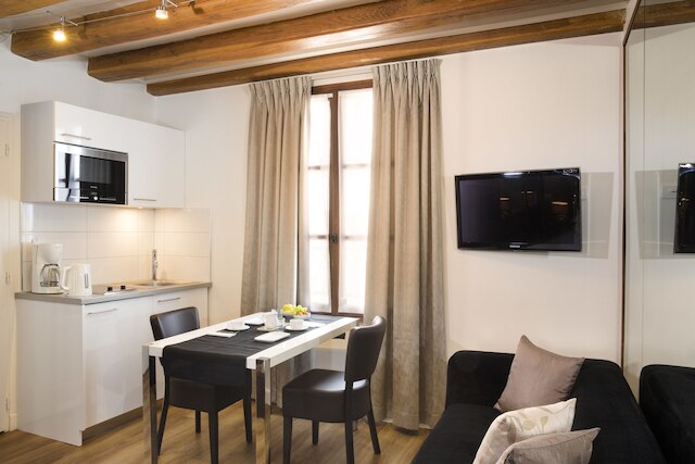 レジデンス ドゥ リオン ドール ルーブル