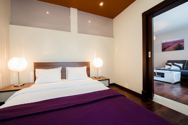 インQse ワルシャワ | センター