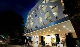 エスケープ ホテル & スパ