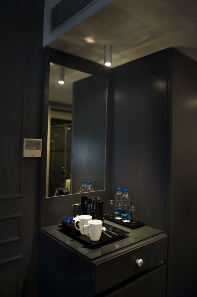 エスケープ ホテル & スパ