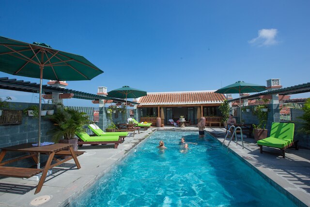 ホイアン フォー ライブラリー ホテル