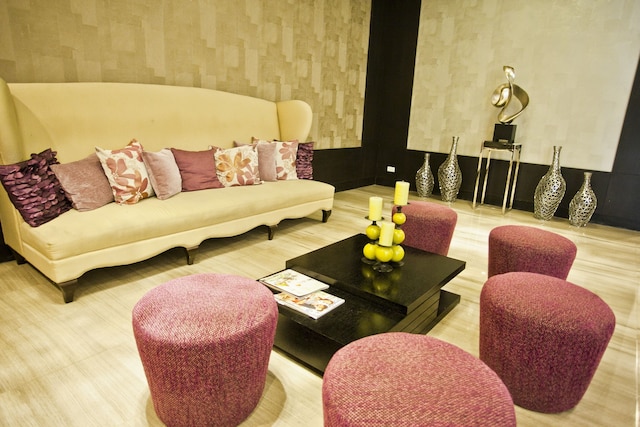 ジ・エクスチェンジ・レジェンシー・レジデンス・ホテル