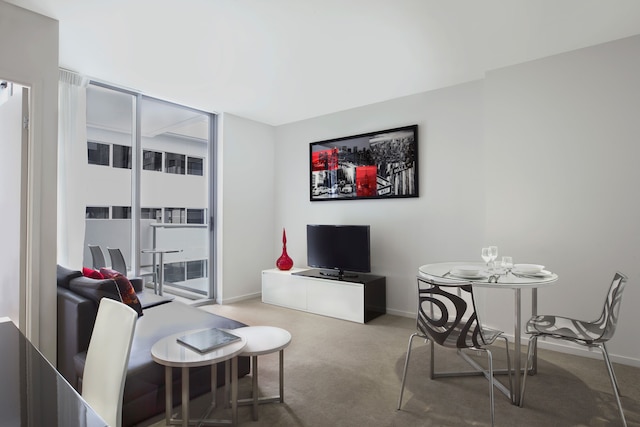 マントラ ミッドタウン