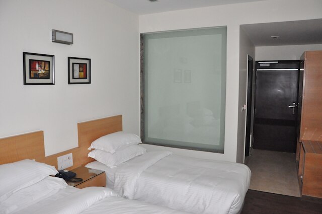 ホテル メトロポリタン カロル バーグ