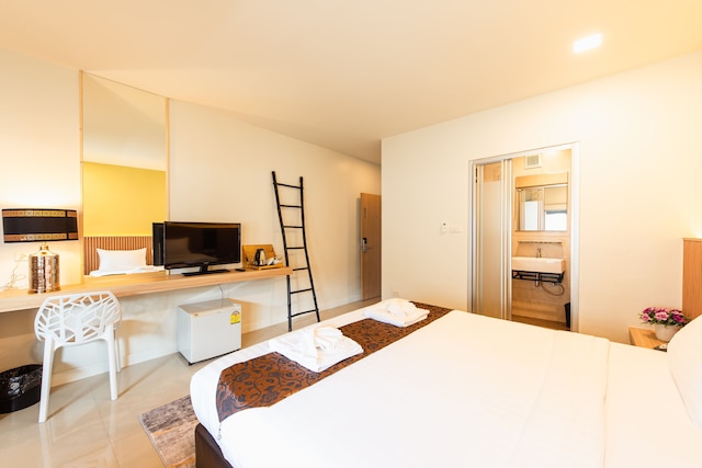 ザ ゴールデン ヴィル ブティック ホテル & スパ