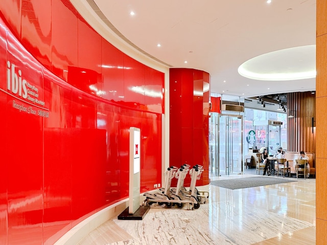 イビス 香港 セントラル アンド シェンワン (宜必思香港中上環)