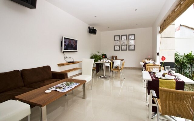 ルブダカ カング レジデンス