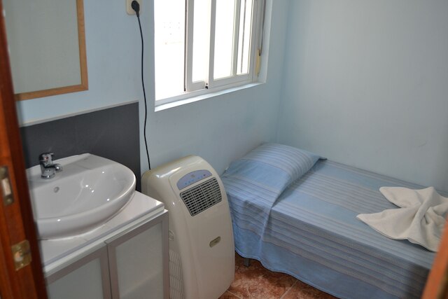 ホスタル エネブラール