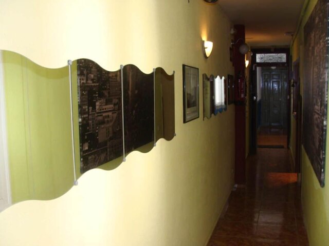 ホスタル エネブラール