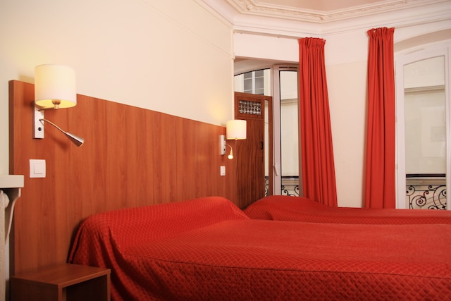 オテル マリニャン