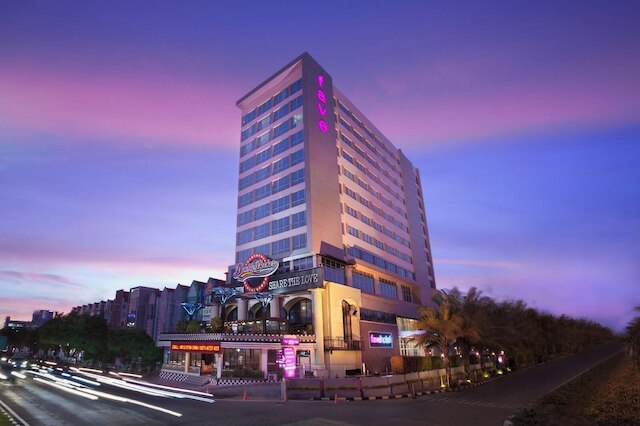 フェイブホテル ソロ バル