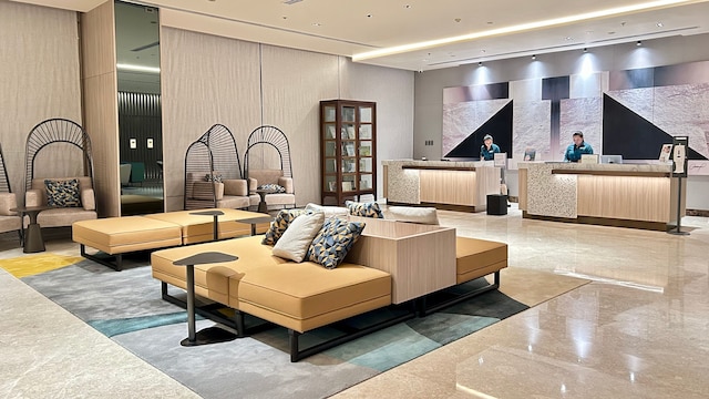 ホリデイ イン & スイーツ マカティ by IHG