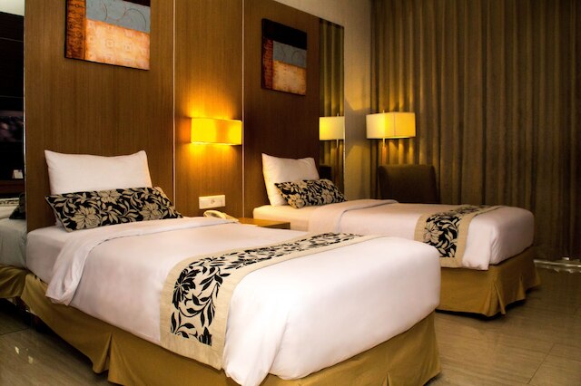 ヴェローナ パレス ホテル バンドン