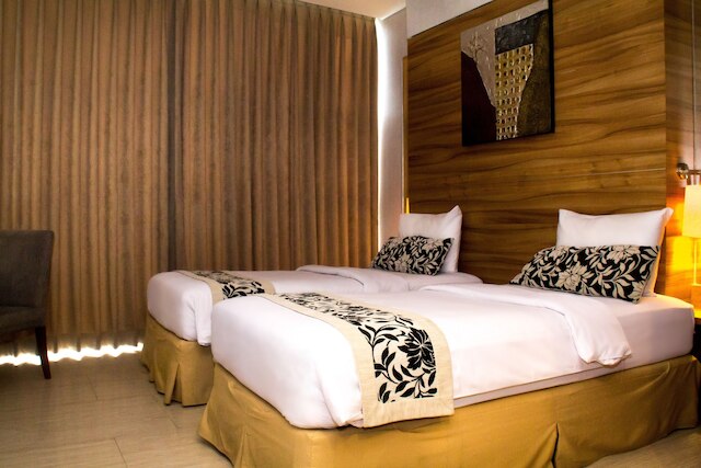 ヴェローナ パレス ホテル バンドン