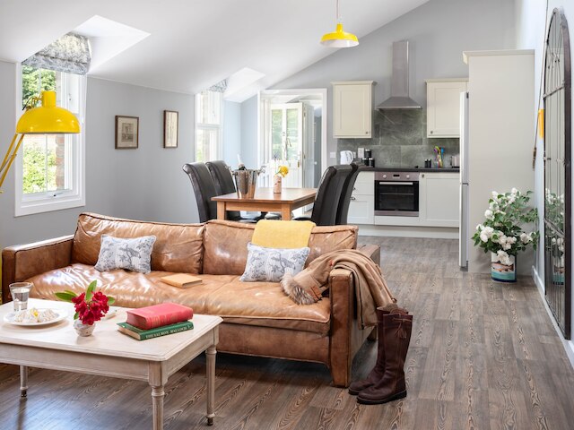 メイクルオア アームズ ホテル アンド レストラン