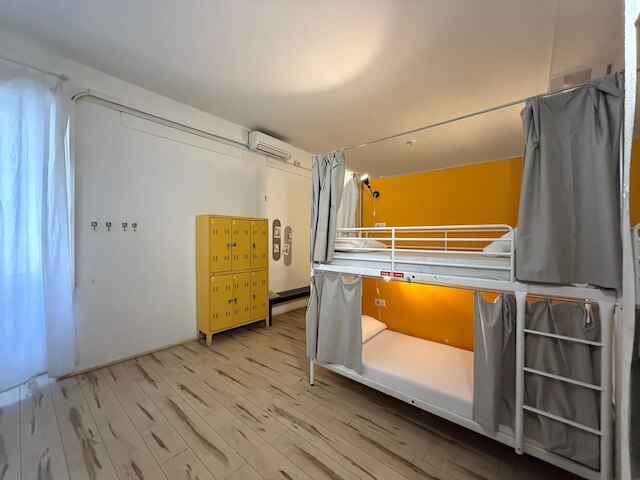 QUO ミラノ - ホステル