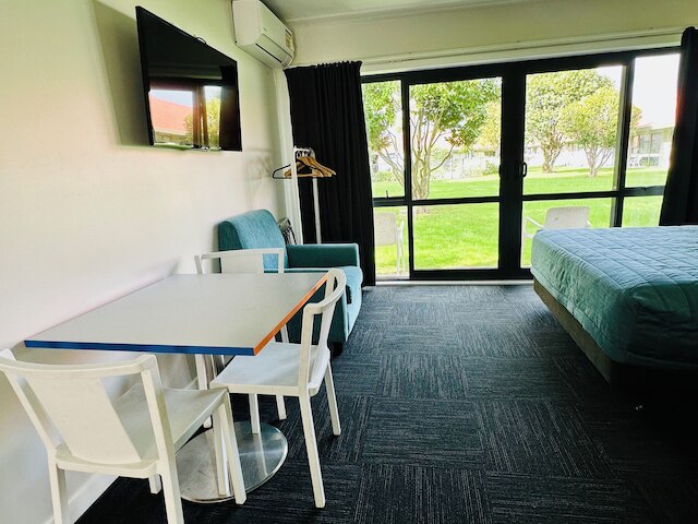 エアポート ゴールド スター モーテル