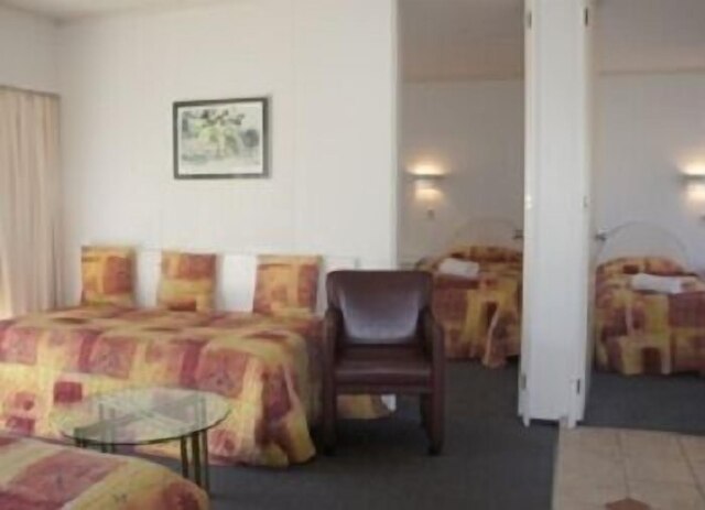 エアポート ゴールド スター モーテル