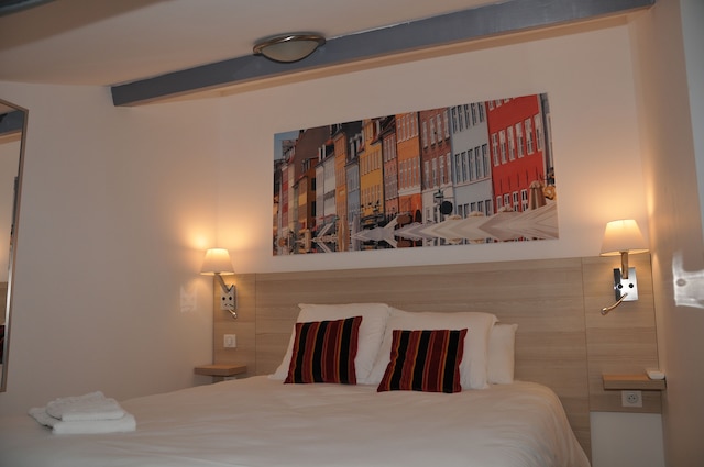 プリヴィレッジ オテル & ユーロシエル センター コメディ