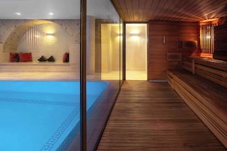 グランド ホテル ヴィリニュス、キュリオ コレクション バイ ヒルトン