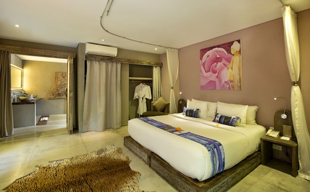 ブルーカルマ・ジジワ・スミニャック