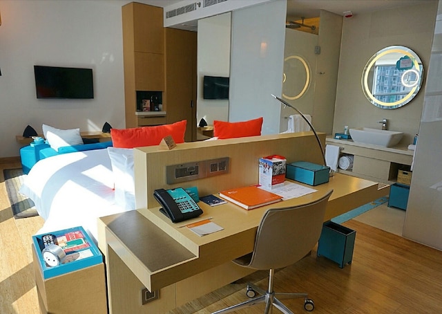 ホテル インディゴ 香港島 by IHG (港島英迪格酒店)