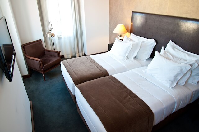 リスボア カルモ ホテル