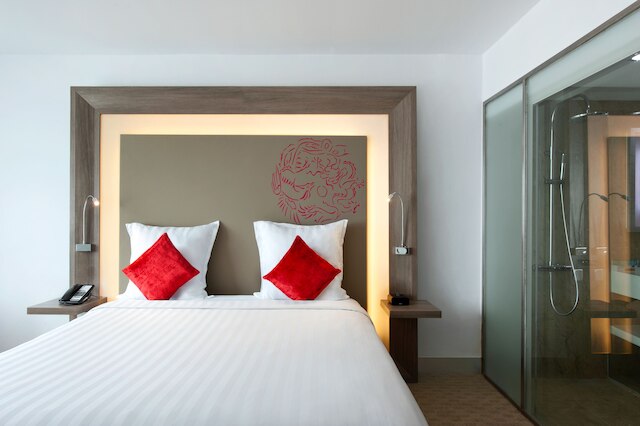 ノボテル ジャカルタ ガジャ マダ